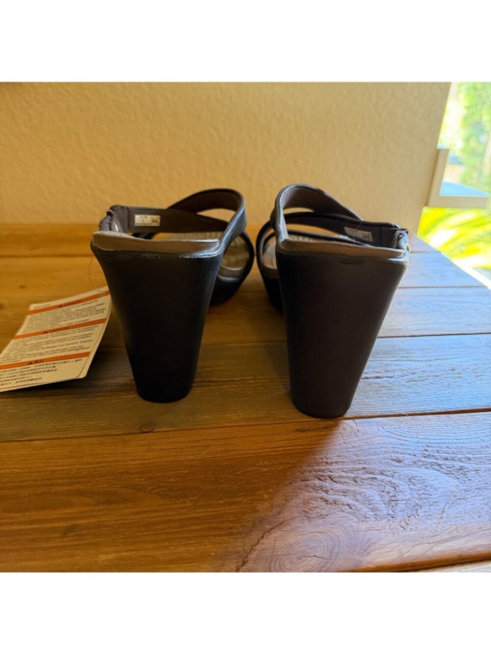 Crocs Cyprus IV Heel Sandals Women's Size 9 Espresso/Mushroom NWT - Picture 3 of 9
